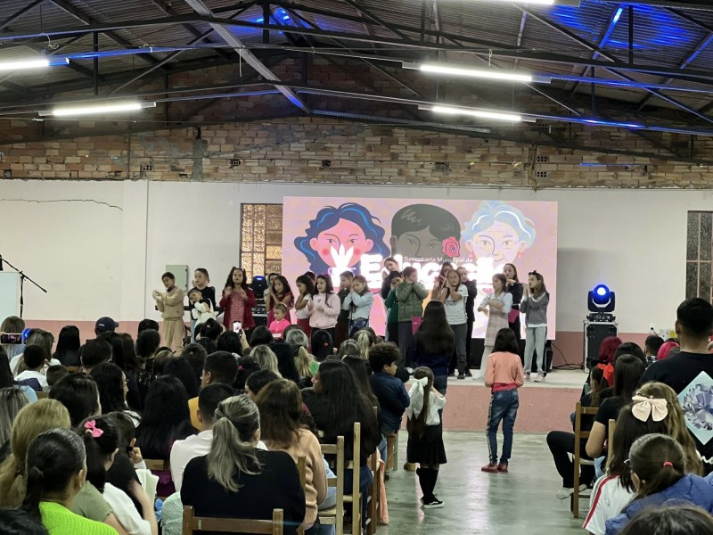 1ª Noite Cultural em homenagem aos Dias das Mães em São Cristóvão do Sul foi marcada por muita emoção