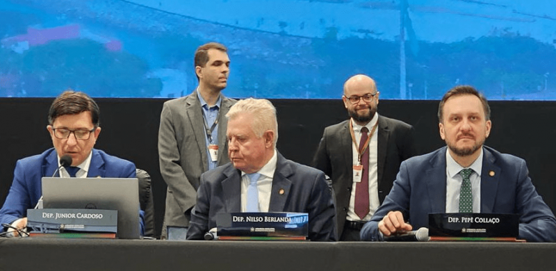 Deputado Berlanda atua na Alesc Itinerante em Balneário Camboriú e reforça compromisso com o desenvolvimento de Santa Catarina